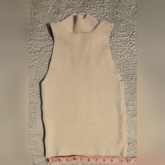 💜4/$20💜Love Republic Ribbed tank - Picture 4 of 4